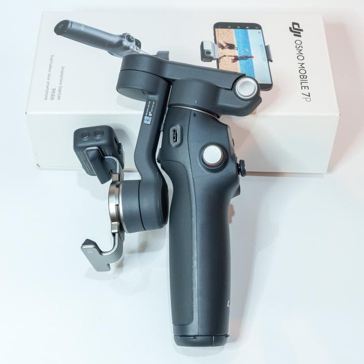 DJI Osmo Mobile 7P ブラック Osmo Mobile 7Pスマホ用ジンバルを購入 - DJIストア