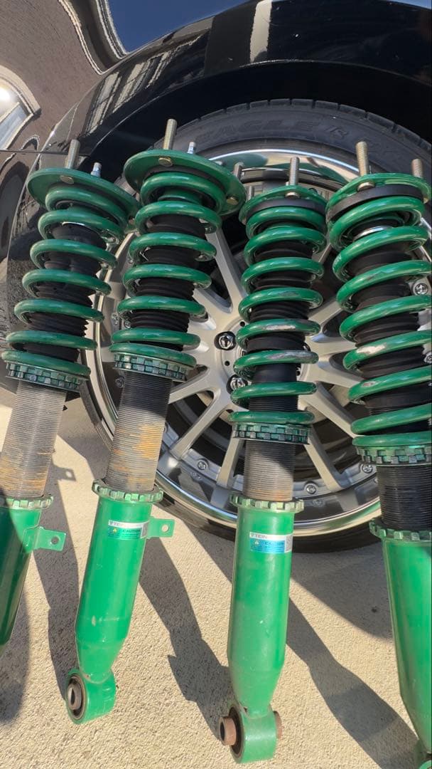 21クラウン TEIN 車高調 クラウンHV (AWS210) TEIN FLEX-Z 車高調取り付け | 店舗おススメ情報