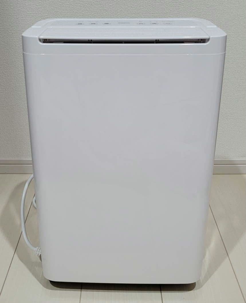 ほぼ新品 2025年製 タンスのゲン コンプレッサー式 除湿機 JO08 タンスのゲン 除湿機 除湿器 衣類乾燥 コンプレッサー式 小型 梅雨対策